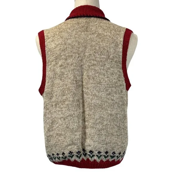 Vtg Bushwacker Womens Small Patchwork Holiday Sweater Vest Red Beige Button Knit - Picture 3 of 15